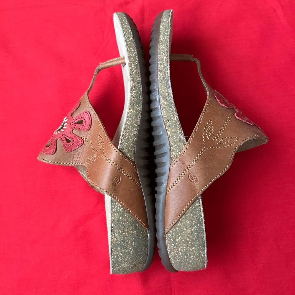 Josef Seibel Brown and Red Floral Sandals - Picture 4 of 7